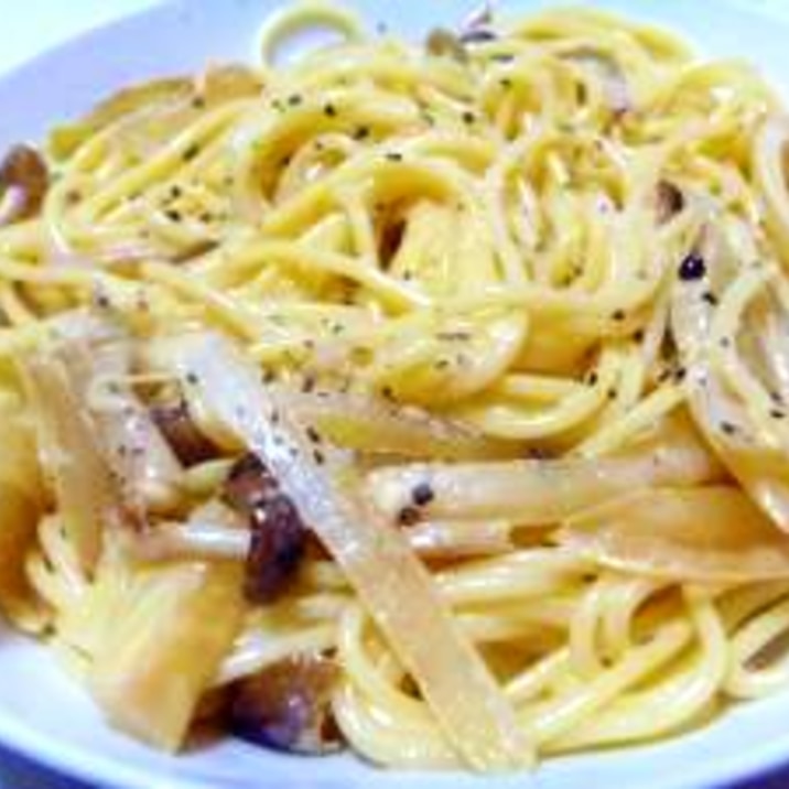 牛乳で簡単 キノコのカルボナーラ レシピ 作り方 By まゆべえ9574 楽天レシピ